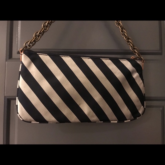 J. Crew small purse with chain strap. Lightweight and perfect for a night out! - Picture 8 of 10